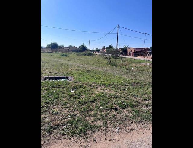 LAND FOR SALE IN MMABATHO 15